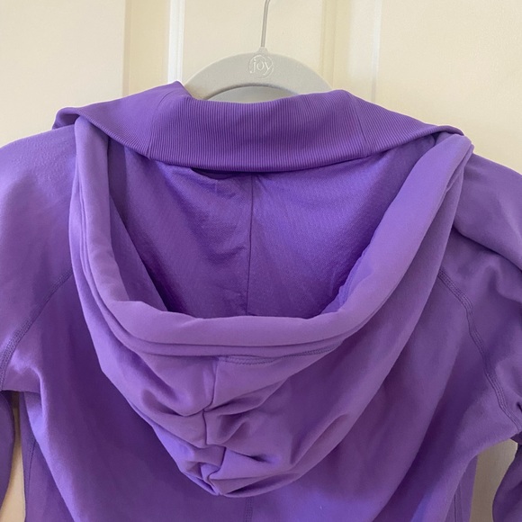 LULULEMON Purple Full Zip Long Sleeve Lightweight Jacket Top Sz 4 - Picture 6 of 8